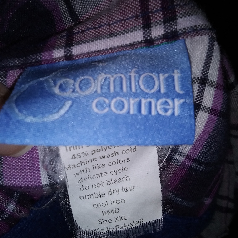 Shirt - Picture 2 of 4